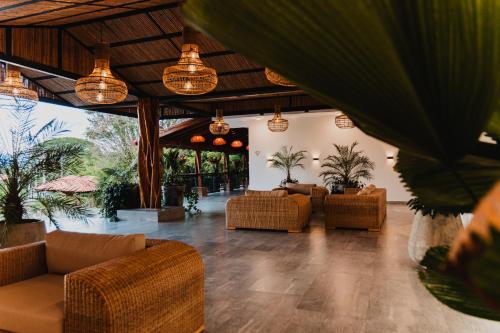 hotel antara resort