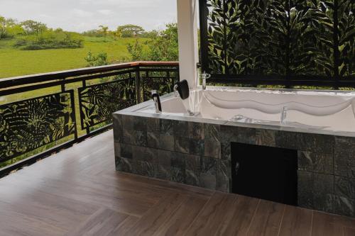 hotel antara resort