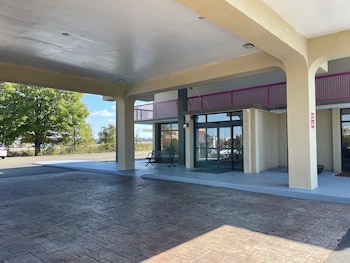 millennium inn