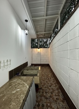 Casa De Los Abuelos Retalhuleu,,2 star