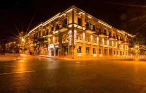 Passage Boutique Hotel,Heydar Aliyev Palace>>Baku,2 star