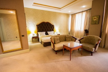 Sapphire Inn,Near Palace Of The Shirvan Shahs,4 star