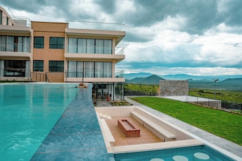 The 67 Escape, Elementaita,,4 star
