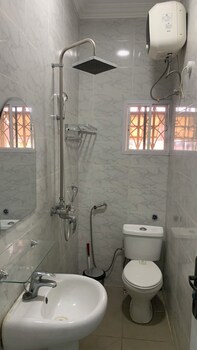Rossy's Apartments Serviced Apts Abuja,,4 star