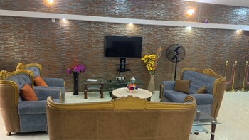 Rossy's Apartments Serviced Apts Abuja,,4 star
