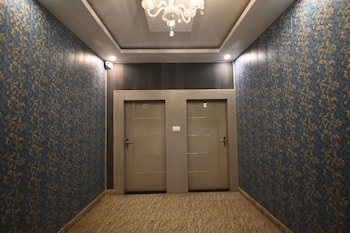 sandhya paying guest house