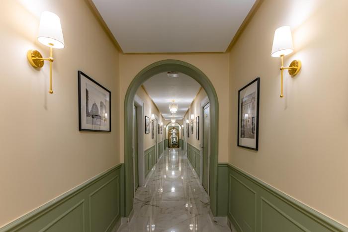 cairo inn the royal