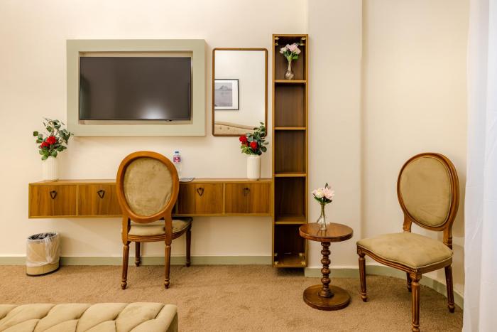 cairo inn the royal
