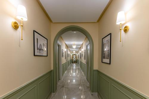 cairo inn the royal