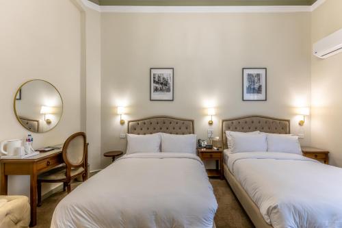cairo inn the royal