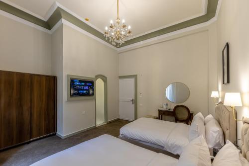 cairo inn the royal