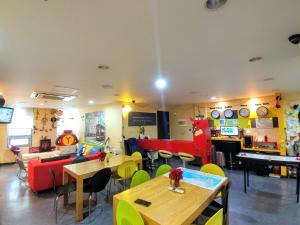 hostel tommy