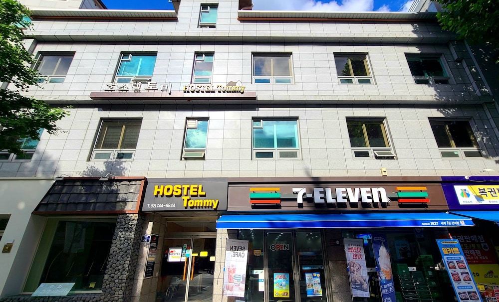hostel tommy