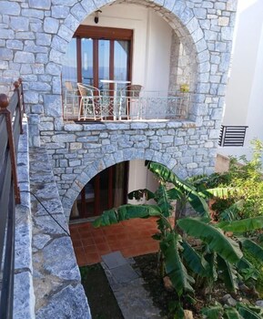 malvazios villas