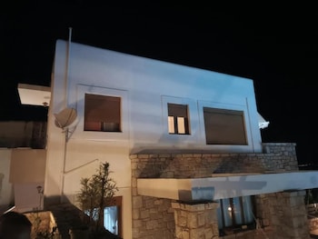 east mani