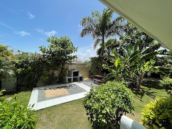 deluxe studios hotel pool and beach