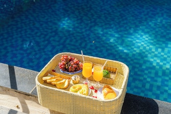green bungalow garden resort