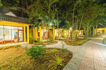 green bungalow garden resort