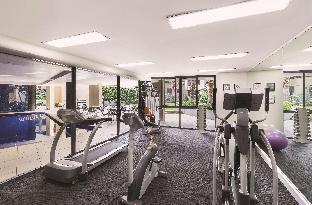 adina apartment hotel sydney darling harbour