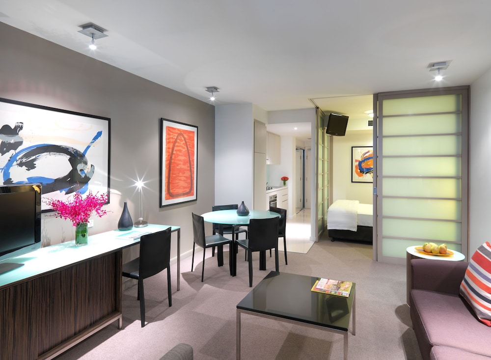 adina apartment hotel sydney darling harbour