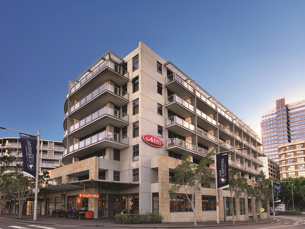 adina apartment hotel sydney darling harbour