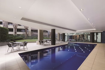 adina apartment hotel sydney darling harbour