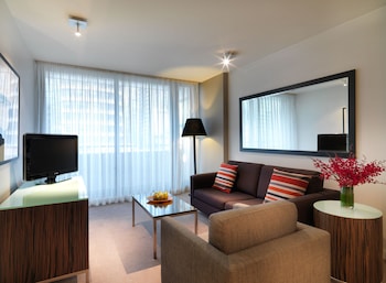 adina apartment hotel sydney darling harbour