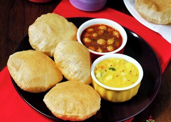 hotel prisha stay lucknow