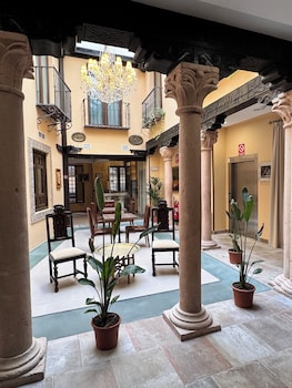 hotel boutique cason de los lopez