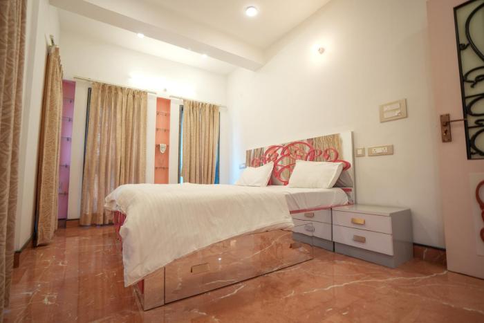 the collectors loft jaipur