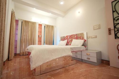 the collectors loft jaipur