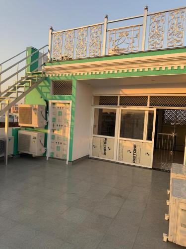 the collectors loft jaipur