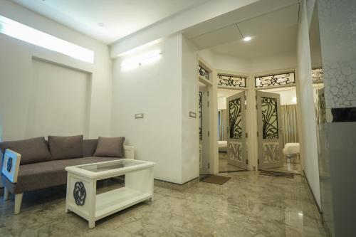 the collectors loft jaipur