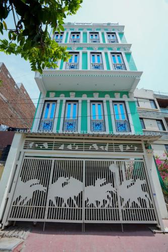 the collectors loft jaipur