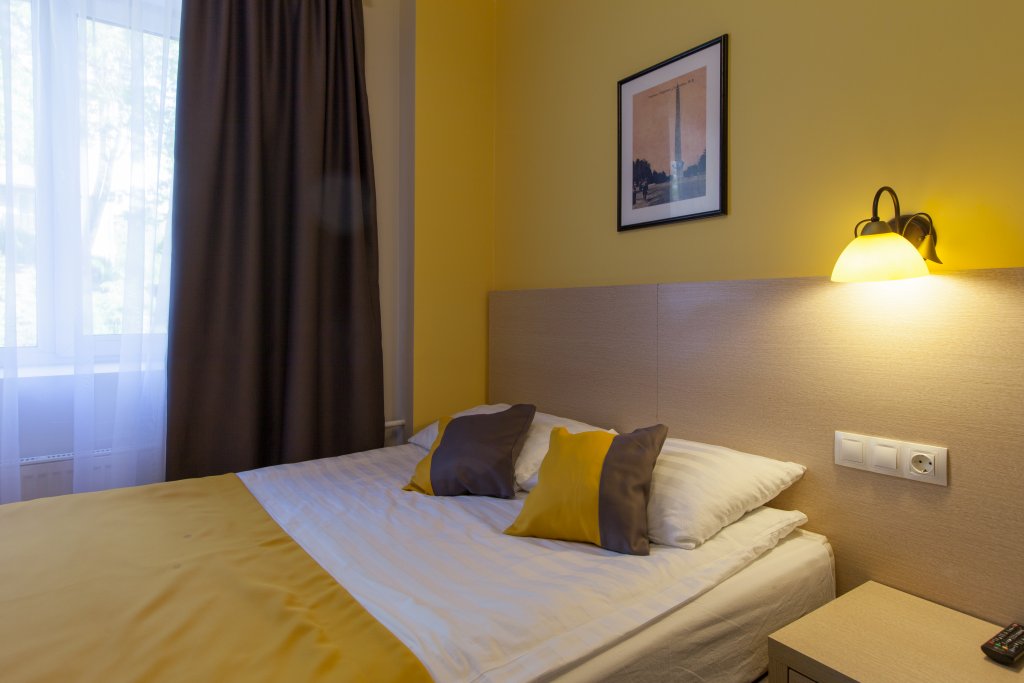 Hotel Priorat,St. Petersburg>>Gatchina,3 star