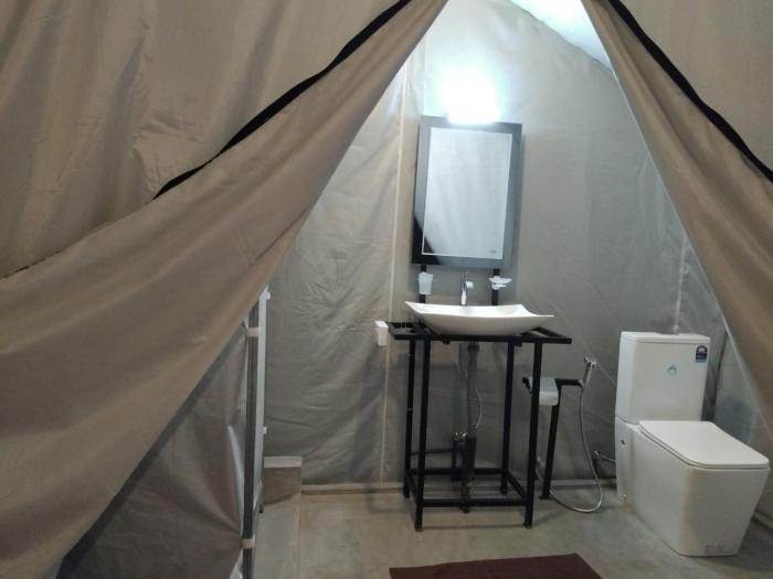 radiance ella urban camping