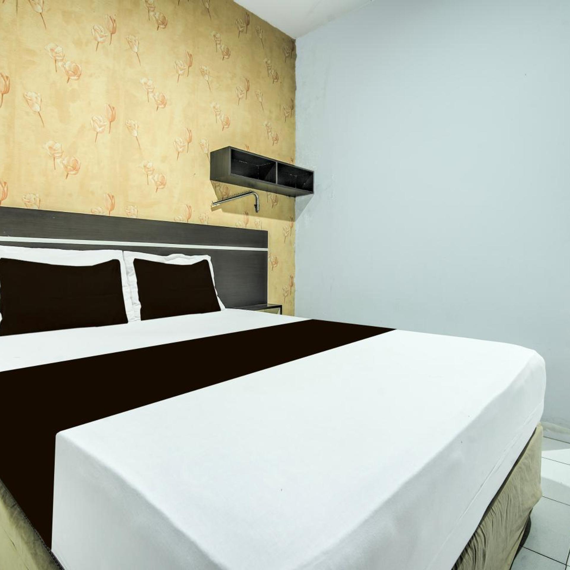 hotel o makassar near mall panakukang formerly hotel lucky inn makassar