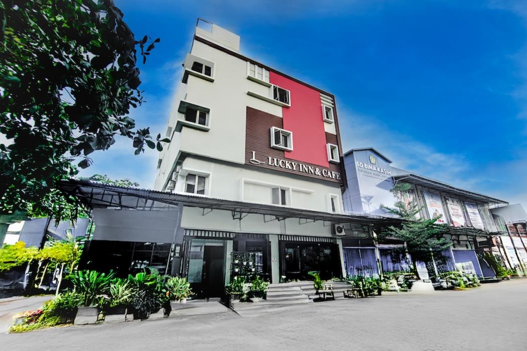 hotel o makassar near mall panakukang formerly hotel lucky inn makassar