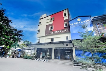 hotel o makassar near mall panakukang formerly hotel lucky inn makassar