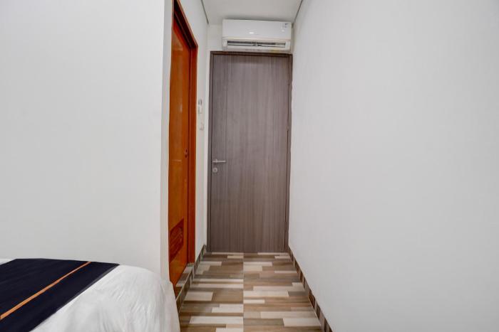 capital o 94914 kemayoran guest house