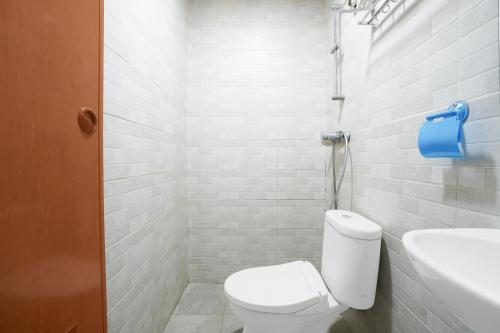 capital o 94914 kemayoran guest house