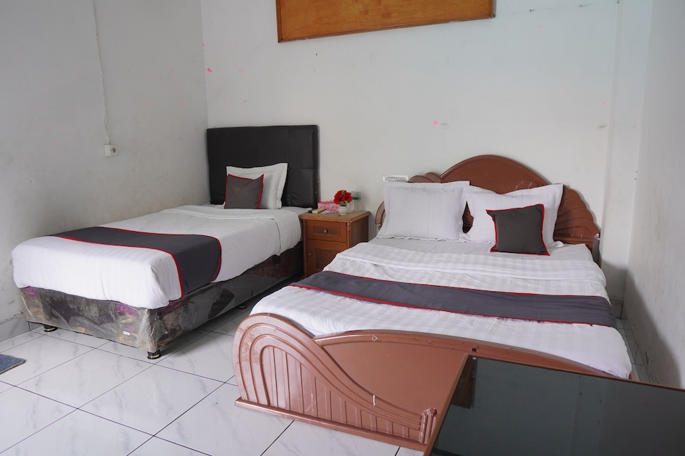 collection o near universitas negeri padang formerly hotel amra