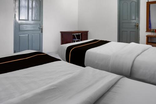collection o near universitas negeri padang formerly hotel amra