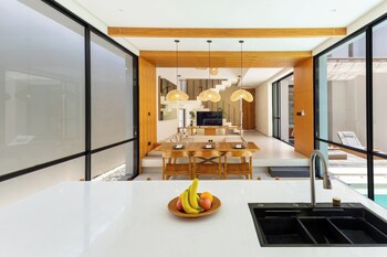 villa thre by pertama stay