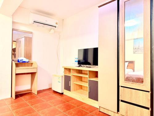 vista inn patong