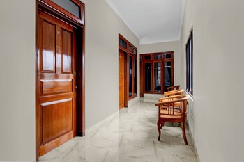 Oyo 94920 House Of Elea Minggiran,Near Prawirotaman Jalan Siwalan,2 star
