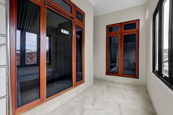 Oyo 94920 House Of Elea Minggiran,Near Prawirotaman Jalan Siwalan,2 star