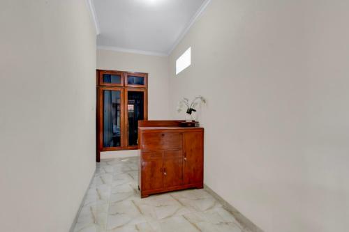 oyo 94920 house of elea minggiran