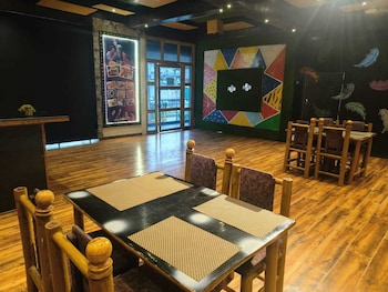 hotel bhoomi palace and restaurant