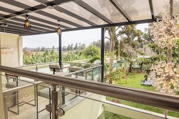 The Garden Of Eden Retreat,,4 star